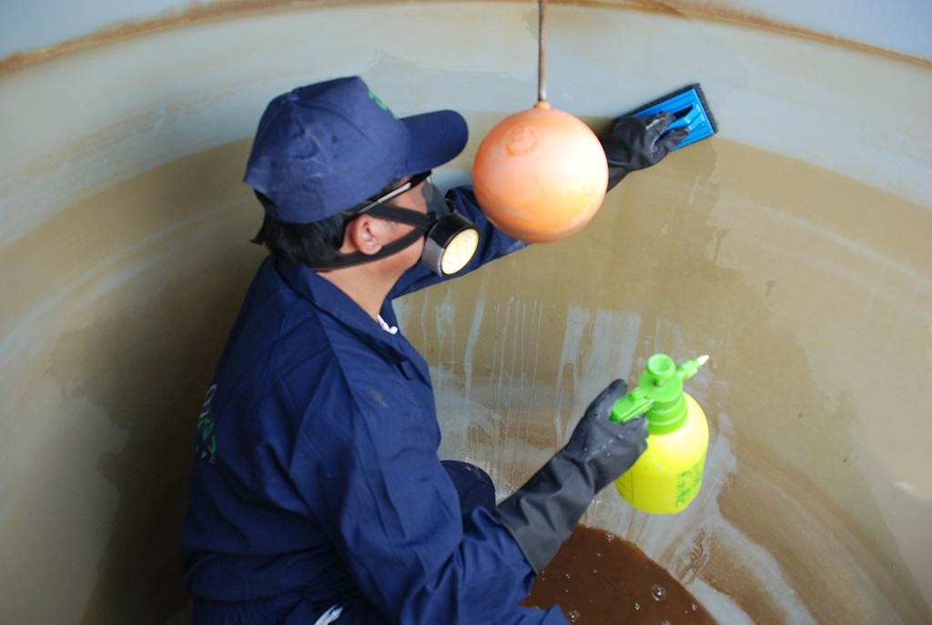 أسعار شركة تنظيف خزانات الشارقة