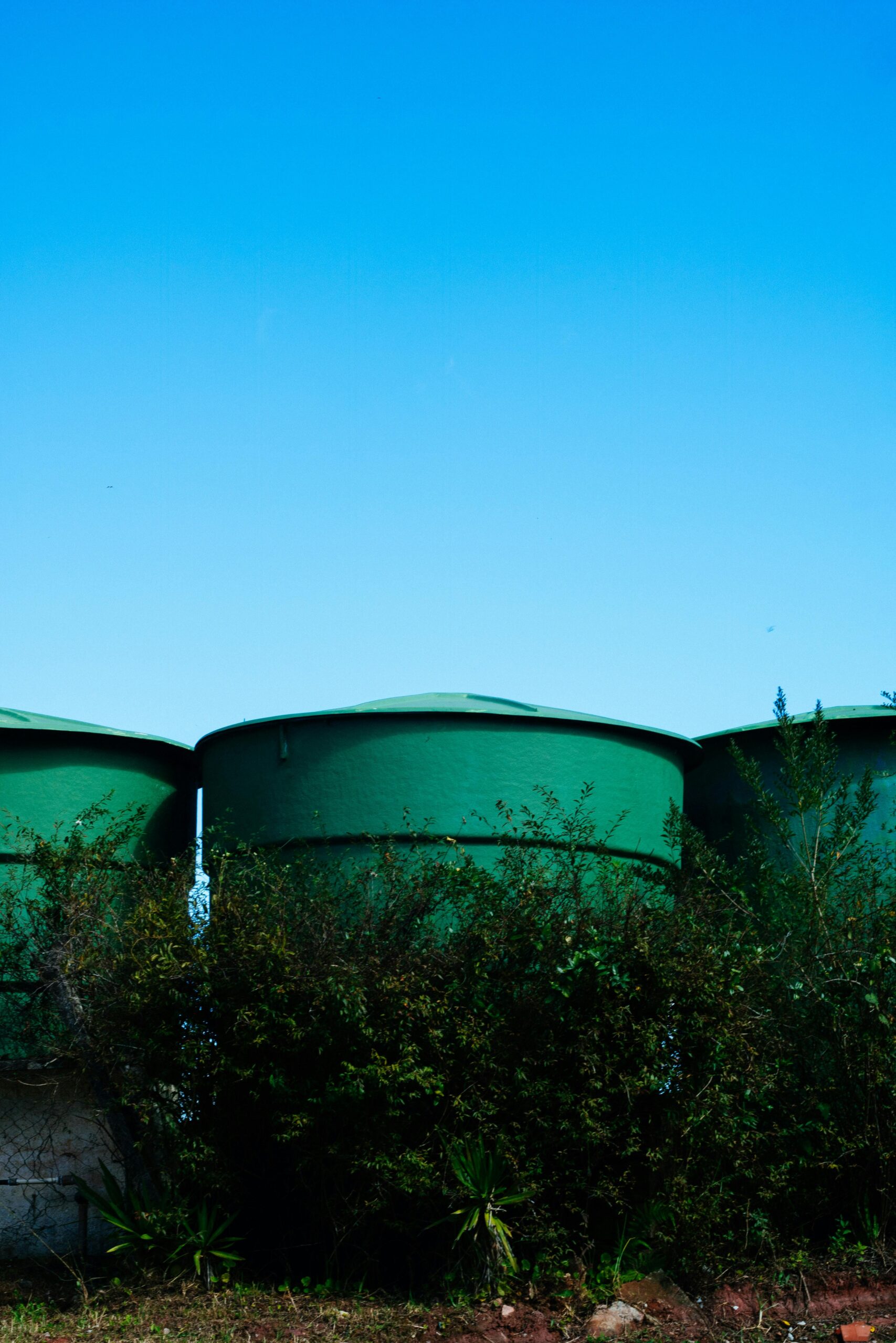 تنظيف خزانات الشارقة